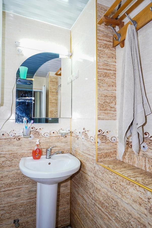 Bori'S Guesthouse Ušguli Exteriér fotografie