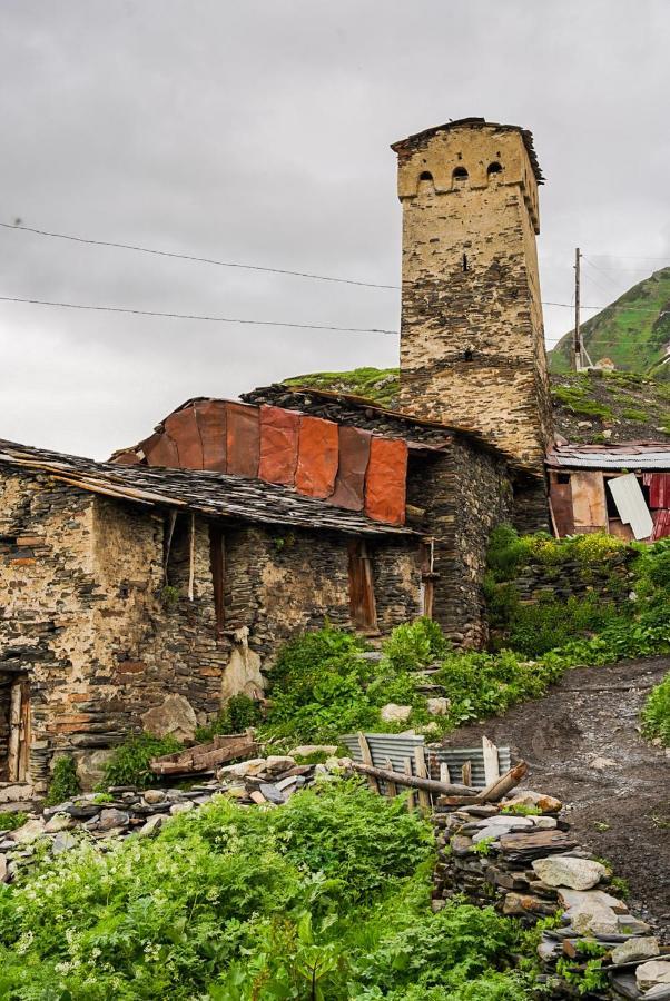 Bori'S Guesthouse Ušguli Exteriér fotografie