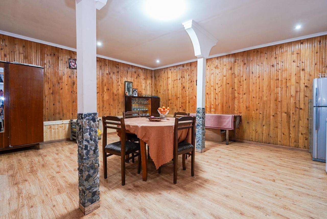 Bori'S Guesthouse Ušguli Exteriér fotografie